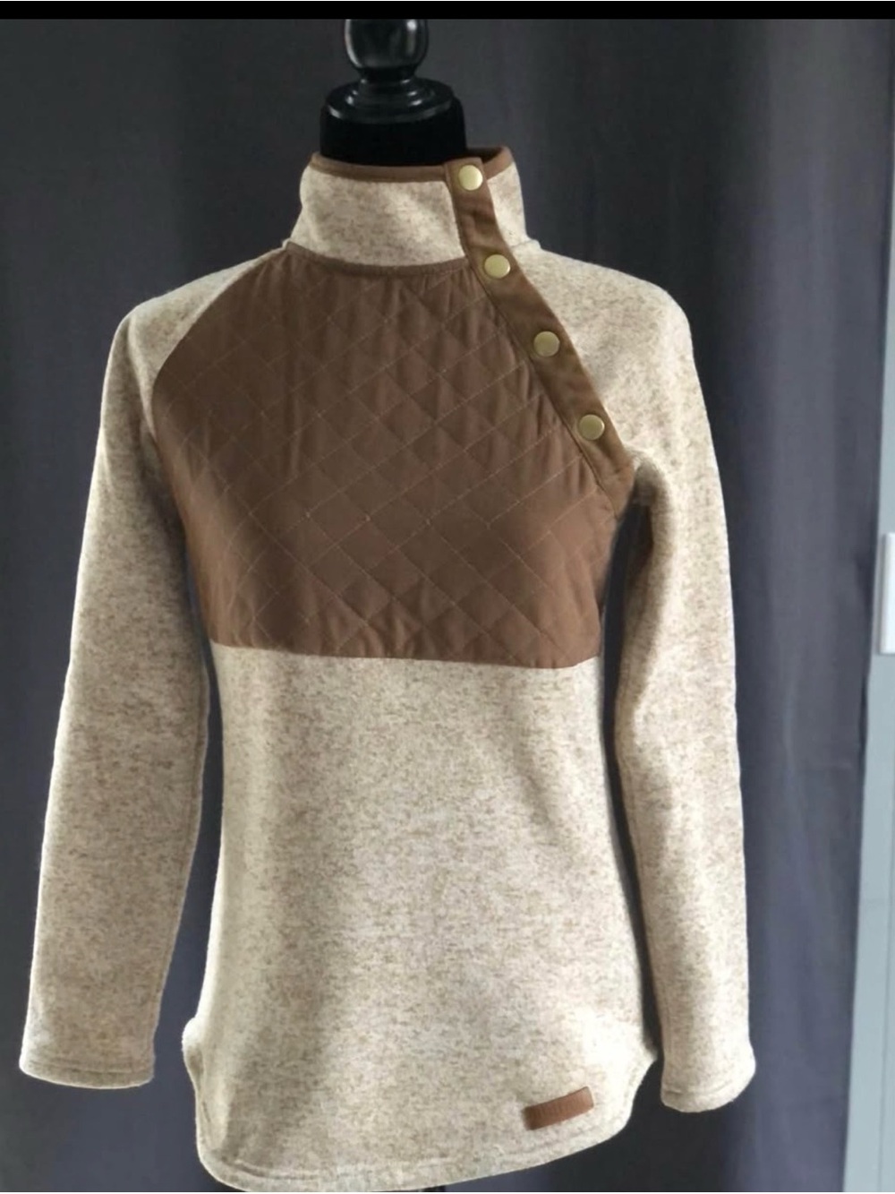 Quilted Yoke Snap Turtleneck Sweater - Cream & Brown